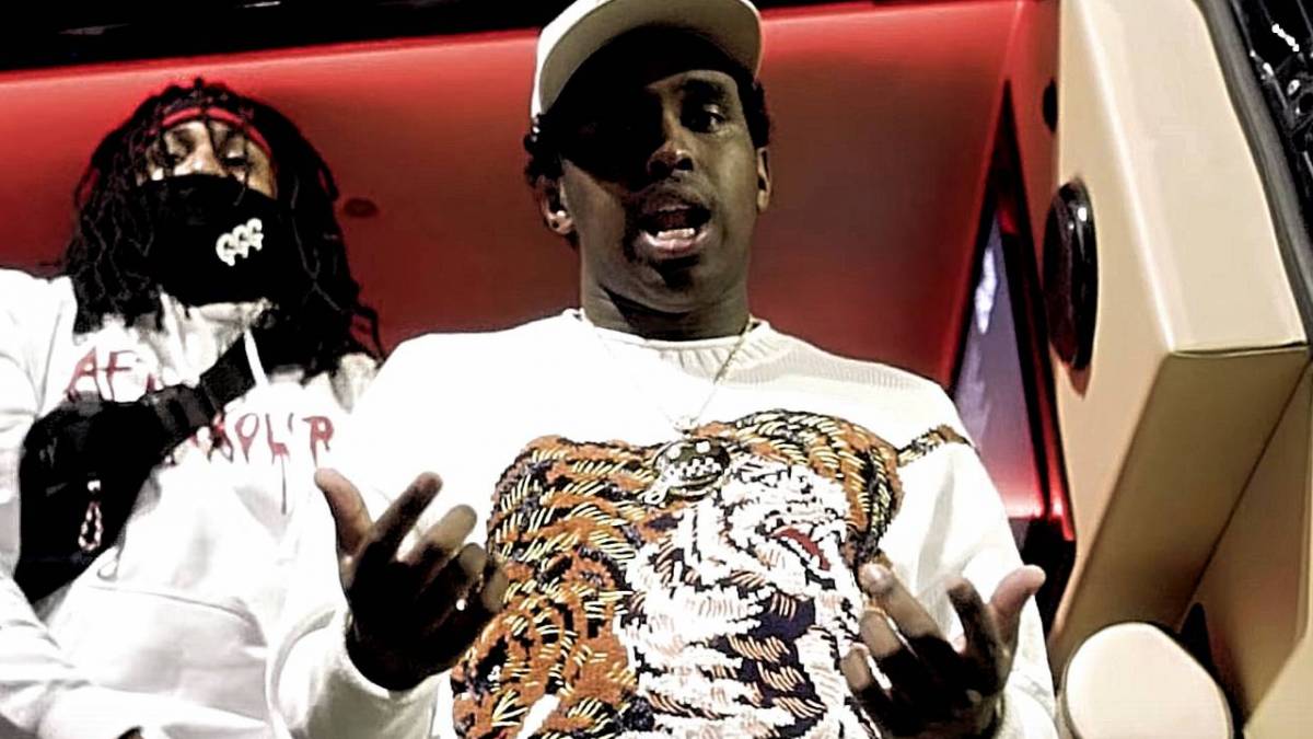 Top 5 a Toronto Rapper Wanted for Murder still on the run since May