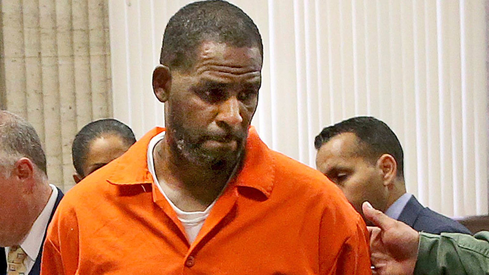 Alleged Male Victim of R. Kelly Testifies in Court