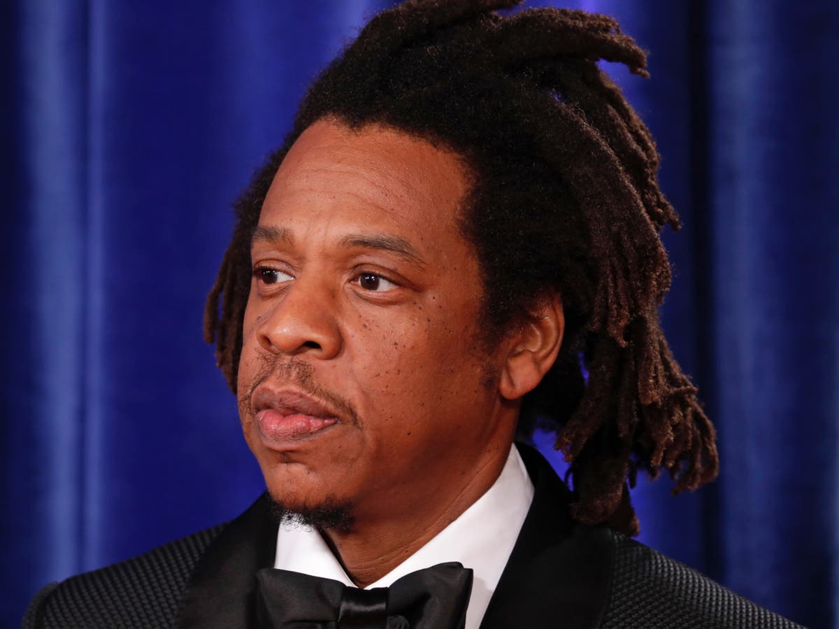 Jay-Z Deletes His Instagram Account After Just One Day
