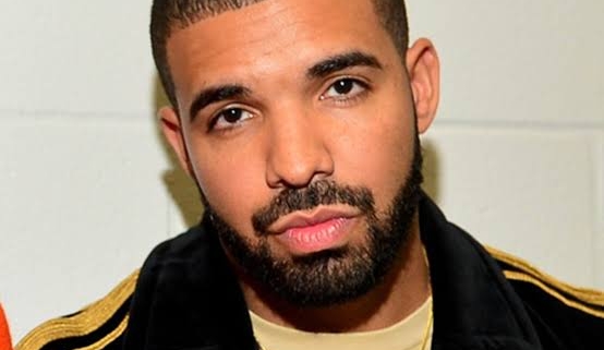 Drake Confesses To Lil Wayne His Disappointment Over Not Singing "Mrs. Officer" At Lil Weezyana Fest