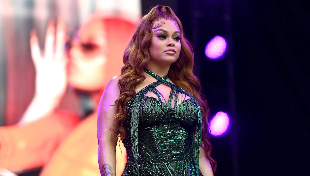 Latto’s Twerking Stuns Young Fan, Leaving Him Speechless