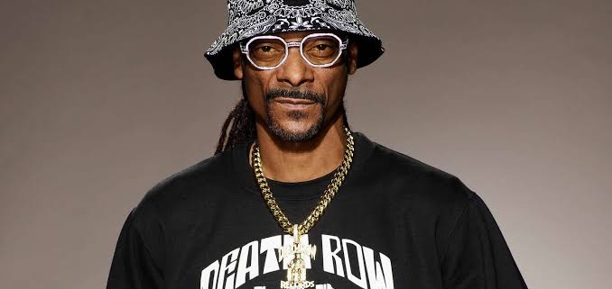Snoop Dogg Shows No Interest In a 2Pac and Biggie AI Collab Project 😀🤔