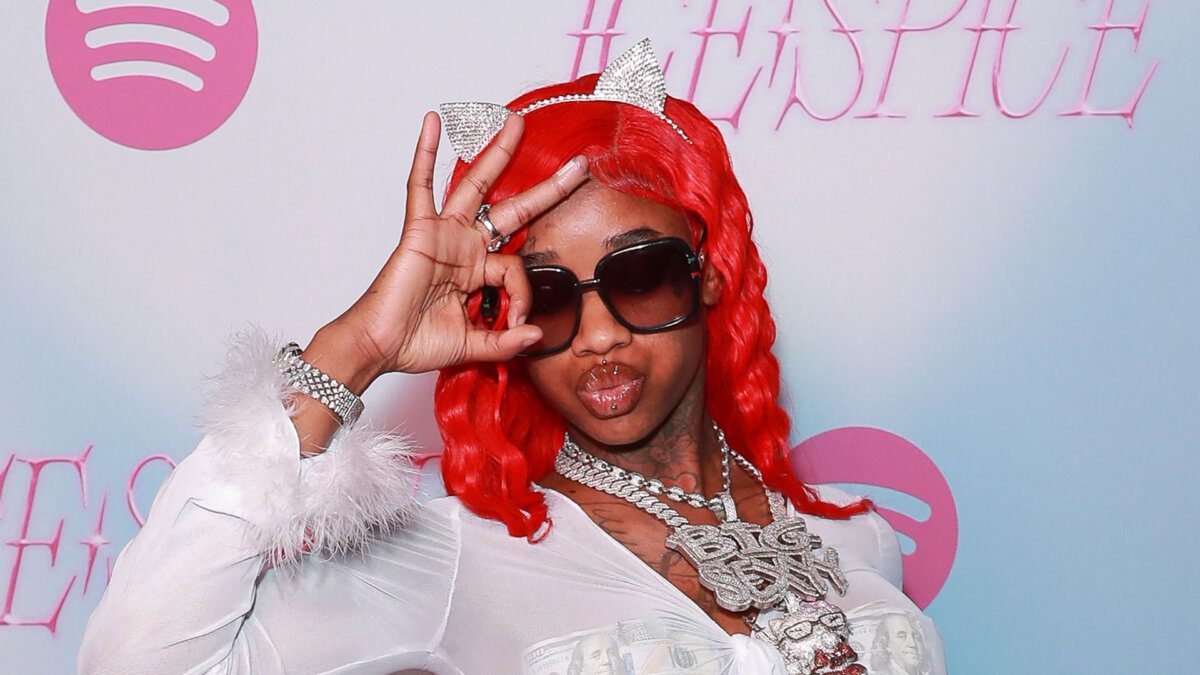 Sexyy Red Playfully Rejects Young Thug Lookalike Claims