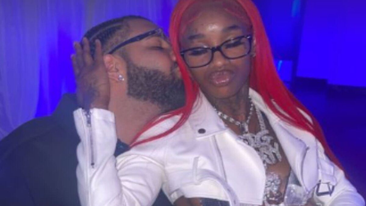 Drake’s Dazzling Gift to Sexyy Red Sets Social Media Ablaze