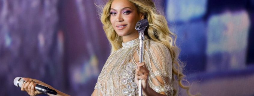 Beyonce Bold Fashion Statement Sparks Kim Kardashian Comparisons