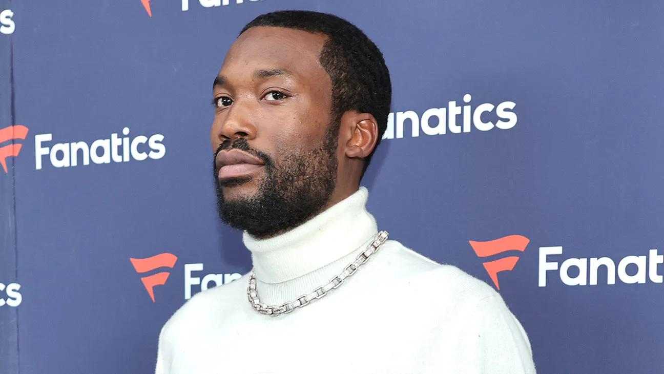 Meek Mill Survives Car Crash Drama