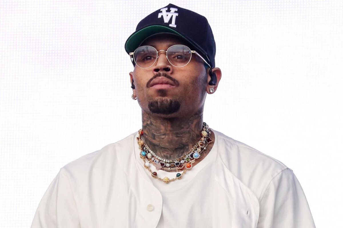 Chris Brown Claps Back at Quavo’s Diss With Scathing Instagram Post: “Takeoff Rap Better”