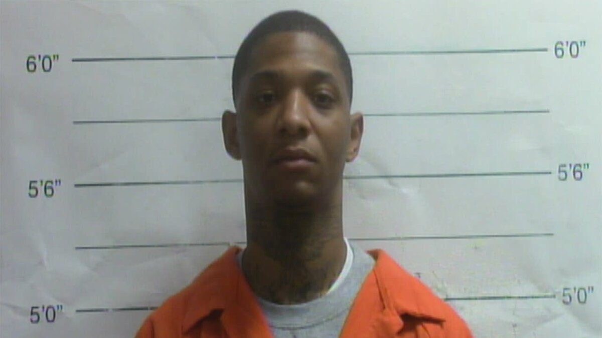 Reward for Capture of Last 2 New Orleans Escapees Increased to $50K as Manhunt Intensifies