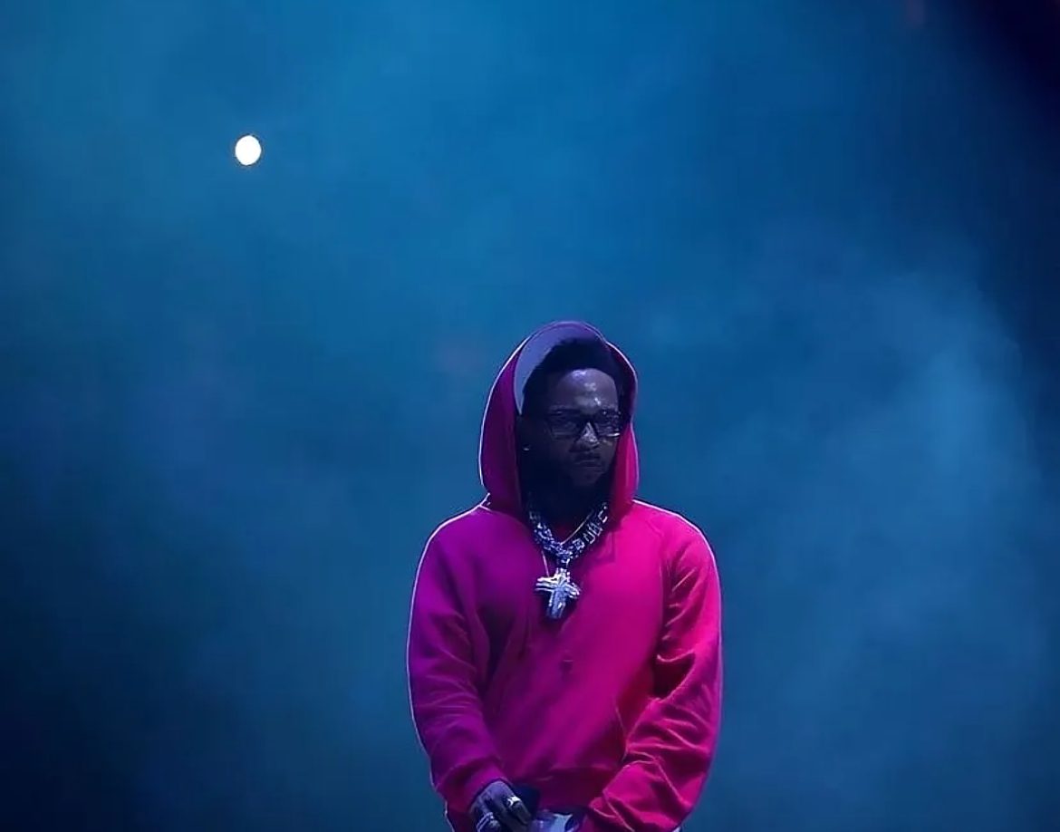 Kendrick Lamar Ignites Toronto with “Not Like Us” Performance, Crowd Demands Encore