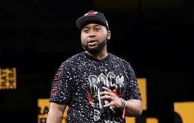 akademiks