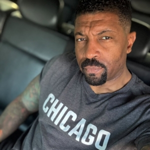 Deon Cole Shares The Story of Jay-Z Dissing Him for Asking for a Picture photo deon