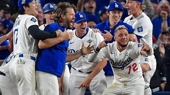 Dodgers Fans Take Over the Streets of L.A. Following World Series Win — LAPD Shuts It Down photo dodgers