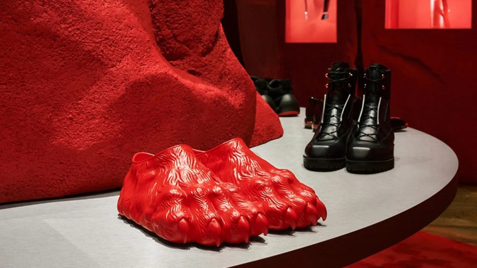 Jaden Smith Debuts “Claw Feet” Shoes at Paris Fashion Week, Sparking Viral Debate